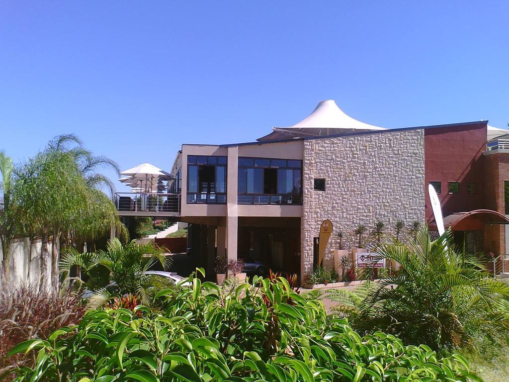 2Ten Hotel Sibasa Exterior photo